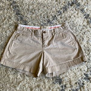 Old Navy - Favorite Khaki 5” Shorts